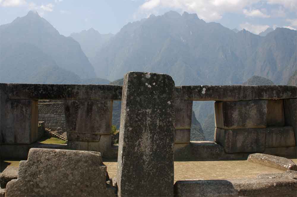 90 - Peru - Machu Picchu, el templo de las tres ventanas